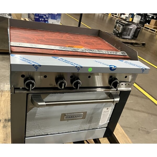 Scratch and Dent Garland G36-G36R Natural Gas 36" Range with 36" Griddle and Standard Oven - 92,000 BTU