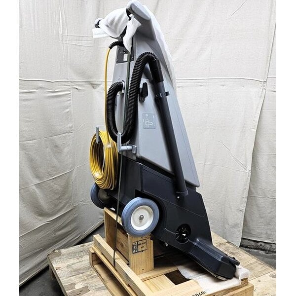 Scratch and Dent Advance CarpeTriever 28 56330020 28" Wide Area Vacuum - 120V