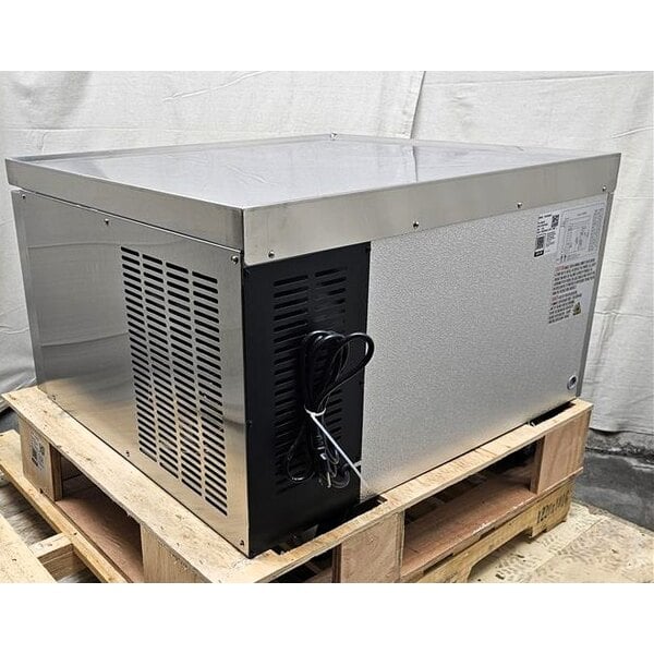 Scratch and Dent Avantco CBE-36-HC 36" 2 Drawer Refrigerated Chef Base