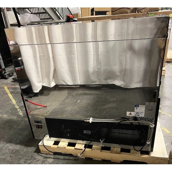 Scratch and Dent Avantco HAC-51-B 47 3/16" Black Horizontal Air Curtain Merchandiser with 1 Shelf and LED Lighting - 115V