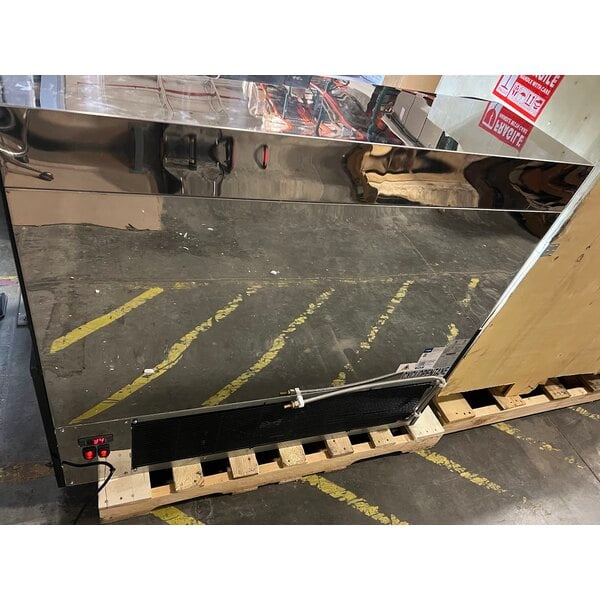 Scratch and Dent Avantco HAC-51-B 47 3/16" Black Horizontal Air Curtain Merchandiser with 1 Shelf and LED Lighting - 115V