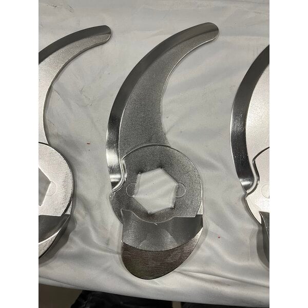 Scratch and Dent Robot Coupe 57091 Smooth Edge 3 Blade Assembly
