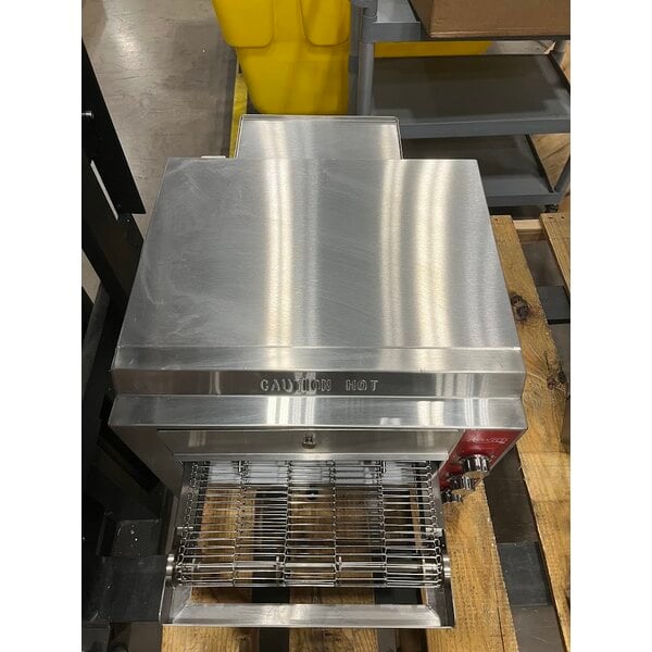 Scratch and Dent Avantco Equipment 177CNVROV14B Countertop Ventless Radiant Electric Conveyor Oven with 14" Wide Belt - 208V, 3,300W