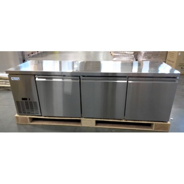 Scratch and Dent Avantco SS-UD-3R 93" Stainless Steel Extra Deep Undercounter Refrigerator