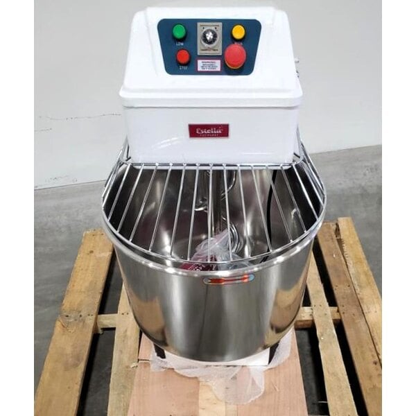 Scratch and Dent Estella SM60 60 Qt. / 88 lb. Two-Speed Spiral Dough Mixer - 220V, 4 HP