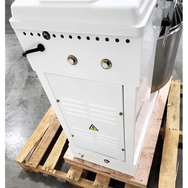 Scratch and Dent Estella SM60 60 Qt. / 88 lb. Two-Speed Spiral Dough Mixer - 220V, 4 HP