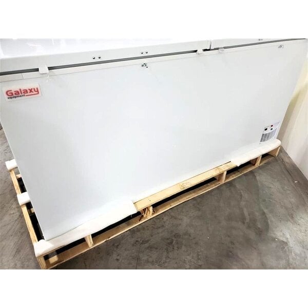 Scratch and Dent Galaxy CF30HC Commercial Chest Freezer - 30 cu. ft.