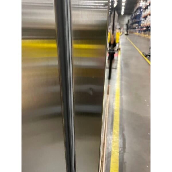 Scratch and Dent Avantco SS-3R-HC 81 5/16" Stainless Steel Solid Door Reach-In Refrigerator