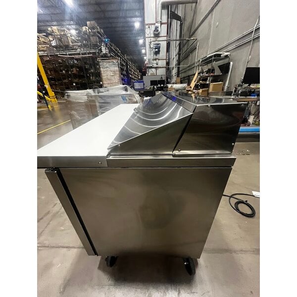 Scratch and Dent True TSSU-60-16-HC 60 3/8" 2 Door Refrigerated Sandwich Prep Table