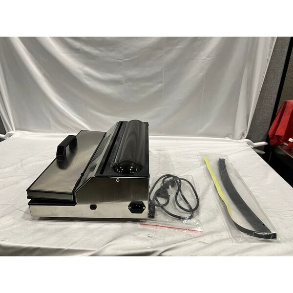 Scratch and Dent VacPak-It VME16SS Stainless Steel External Vacuum Packaging Machine with 16" Seal Bar - 120V, 550W