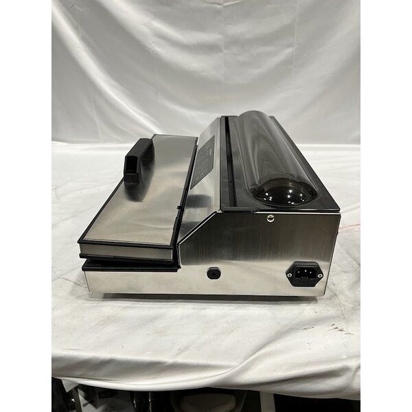 Scratch and Dent VacPak-It VME16SS Stainless Steel External Vacuum Packaging Machine with 16" Seal Bar - 120V, 550W