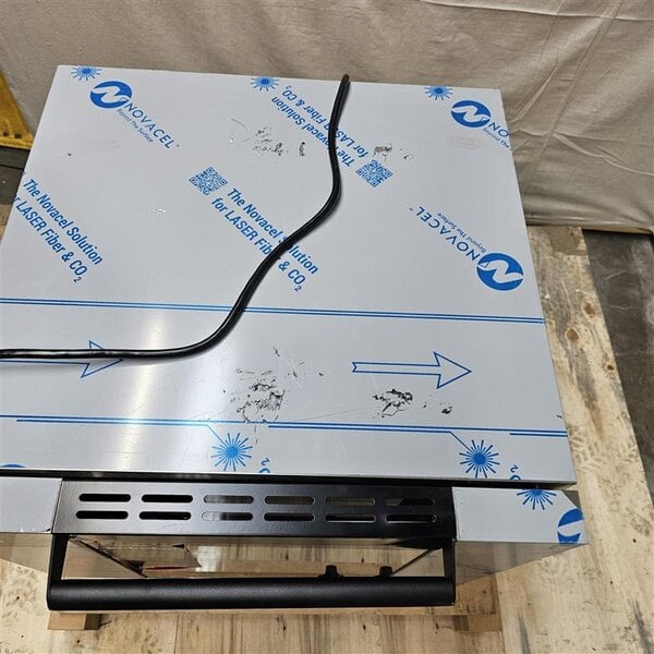 Scratch and Dent Moffat E23M3-T Turbofan Single Deck Half Size Electric Convection Oven with Mechanical Controls - 220-240V, 1 Phase, 3 kW