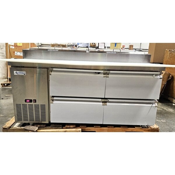 Scratch and Dent Avantco SSPPT-2C 68" 4 Drawer Refrigerated Pizza Prep Table