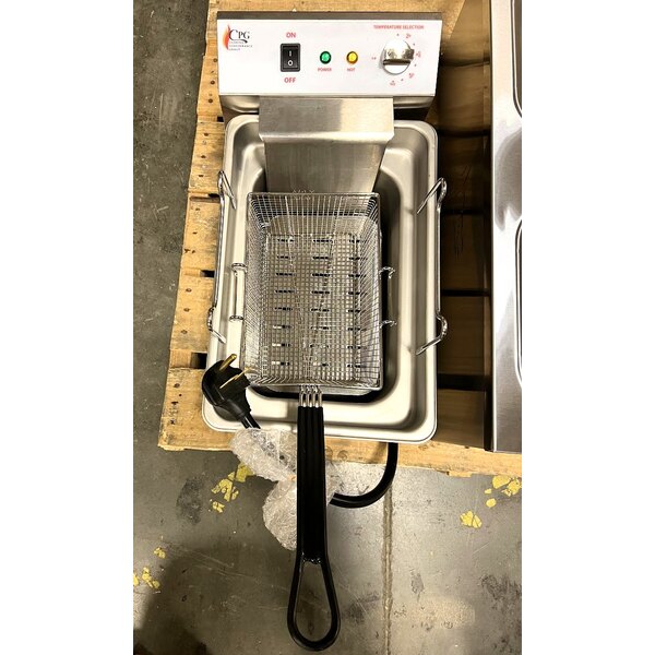 Scratch and Dent Cooking Performance Group EF302 30 lb. Dual Tank Heavy-Duty Electric Countertop Fryer - 208/240V, 8400/11,000W