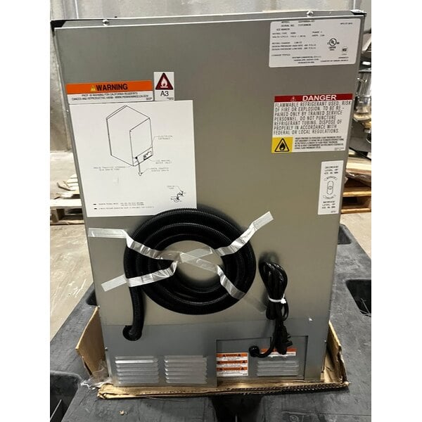 Scratch and Dent Manitowoc UDP-0065A NEO 19 11/16" Air Cooled Undercounter Dice Cube Ice Machine with 31 lb. Bin - 115V, 62 lb.