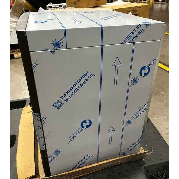 Scratch and Dent Manitowoc UDP-0065A NEO 19 11/16" Air Cooled Undercounter Dice Cube Ice Machine with 31 lb. Bin - 115V, 62 lb.