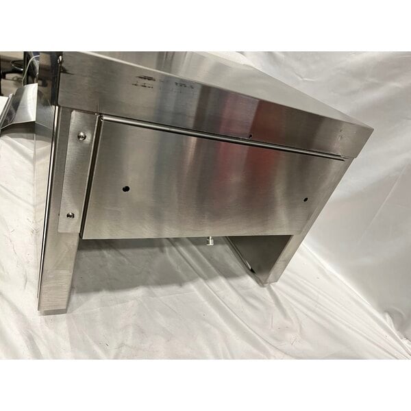 Scratch and Dent Vollrath CT4H-208950 JT3H Conveyor Toaster with 1 1/2"-3" Opening - 208V, 3600W