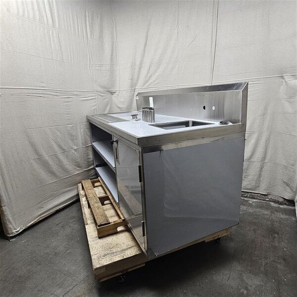 Scratch and Dent Regency 30" x 72" 16 Gauge Stainless Steel Beverage Table with Right Sink