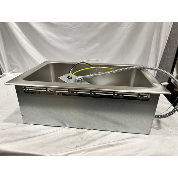 Scratch and Dent Avantco TM-12A Top Mount Drop-In Full Size Hot Food Well with Round Inside Corners and Drain - 120V, 1,500W