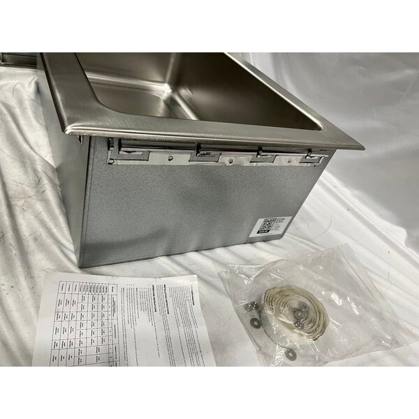 Scratch and Dent Avantco TM-12A Top Mount Drop-In Full Size Hot Food Well with Round Inside Corners and Drain - 120V, 1,500W