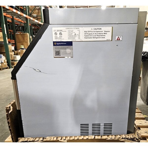 Scratch and Dent Avantco Ice UC-H-280-A 26" Air Cooled Undercounter Half Cube Ice Machine - 299 lb.