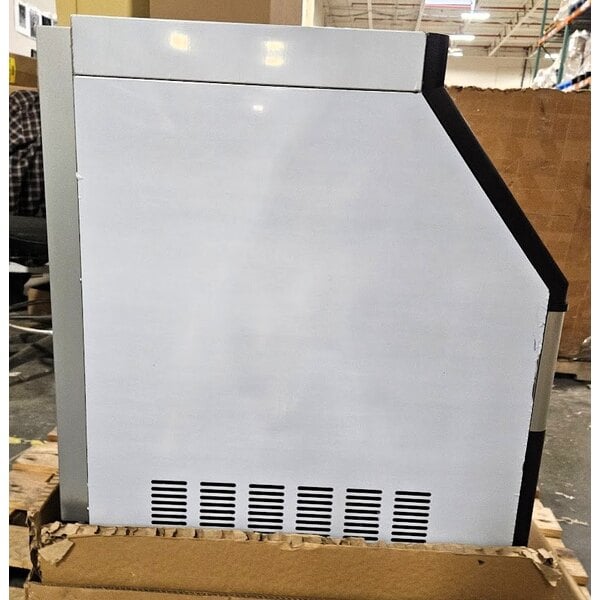 Scratch and Dent Avantco Ice UC-H-280-A 26" Air Cooled Undercounter Half Cube Ice Machine - 299 lb.