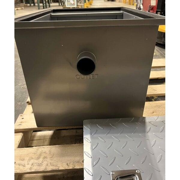Scratch and Dent Regency 30 lb. 15 GPM Grease Trap with 2" Non-Threaded Connections - PDI Certified