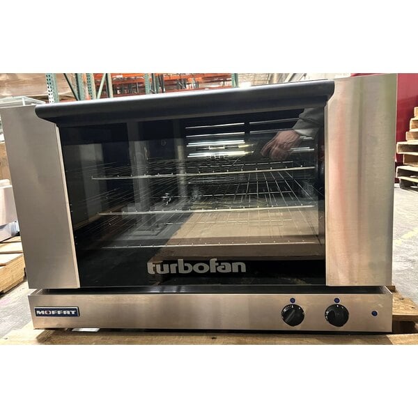 Scratch and Dent Moffat E27M3-P Turbofan Single Deck Full Size Electric Convection Oven with Mechanical Controls - 208V, 1 Phase, 4.2 kW