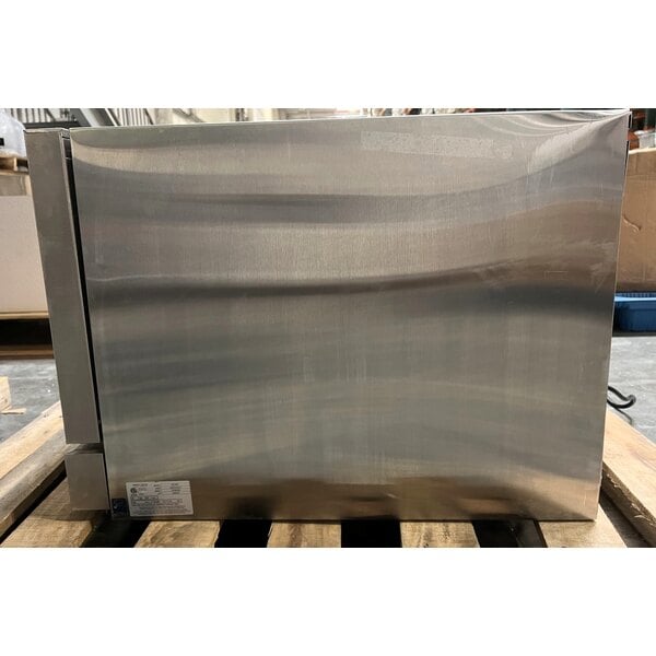 Scratch and Dent Moffat E27M3-P Turbofan Single Deck Full Size Electric Convection Oven with Mechanical Controls - 208V, 1 Phase, 4.2 kW