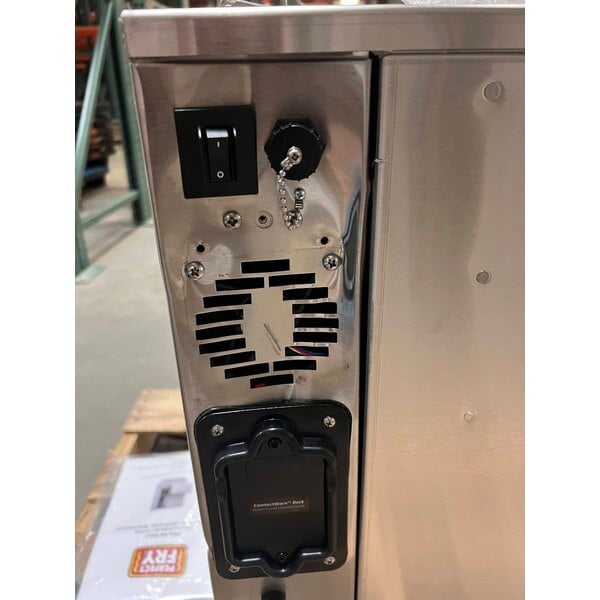 Scratch and Dent Perfect Fry PFA730-240V/1PH PFA Fully Automatic Ventless Countertop Deep Fryer - 240V, 8.0 kW, 1 Phase