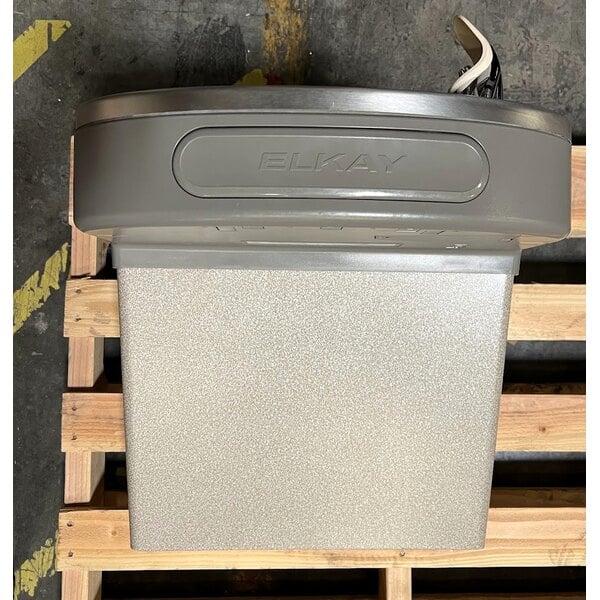 Scratch and Dent Zurn Elkay EZSDL Light Gray Wall Mount Non-Filtered Drinking Fountain with Extra Deep Basin - Non-Refrigerated