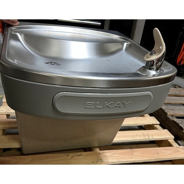 Scratch and Dent Zurn Elkay EZSDL Light Gray Wall Mount Non-Filtered Drinking Fountain with Extra Deep Basin - Non-Refrigerated
