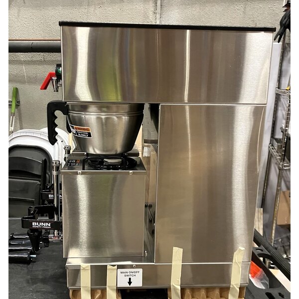 Scratch and Dent Bunn 20900.0011 Dual GPR-DBC 18.9 Gallon Dual Coffee Brewer - 120/240V, 6,890W