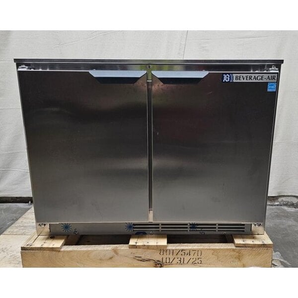Scratch and Dent Beverage-Air UCR34HC-104 34" Low Profile Undercounter Refrigerator
