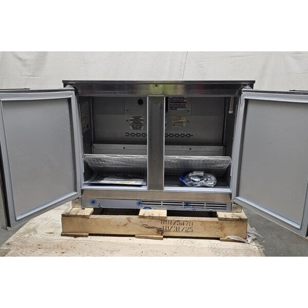 Scratch and Dent Beverage-Air UCR34HC-104 34" Low Profile Undercounter Refrigerator