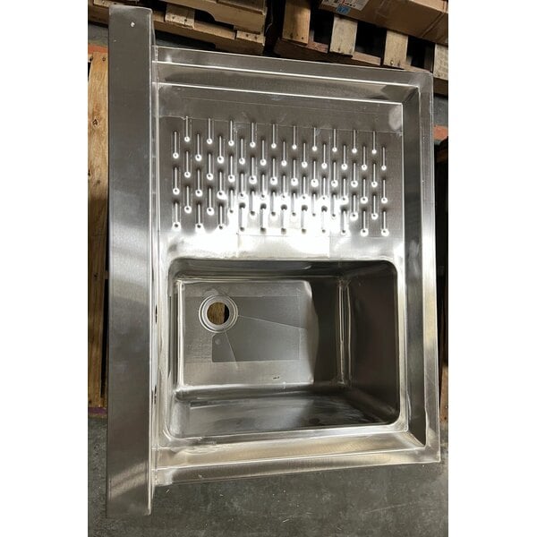 Scratch and Dent Regency 24" x 18 3/4" One Bowl Underbar Sink with Faucet and Right Drainboard