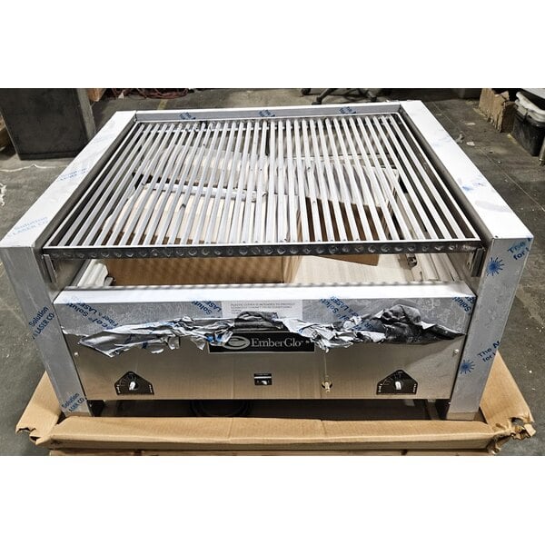 Scratch and Dent EmberGlo 5030102 41C 36" Natural Gas Open Hearth Mid-Closed Front Countertop Charbroiler - 85,000 BTU