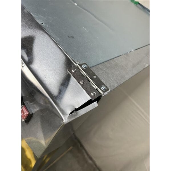 Scratch and Dent Avantco A-23R-HC 29" Solid Door Reach-In Refrigerator
