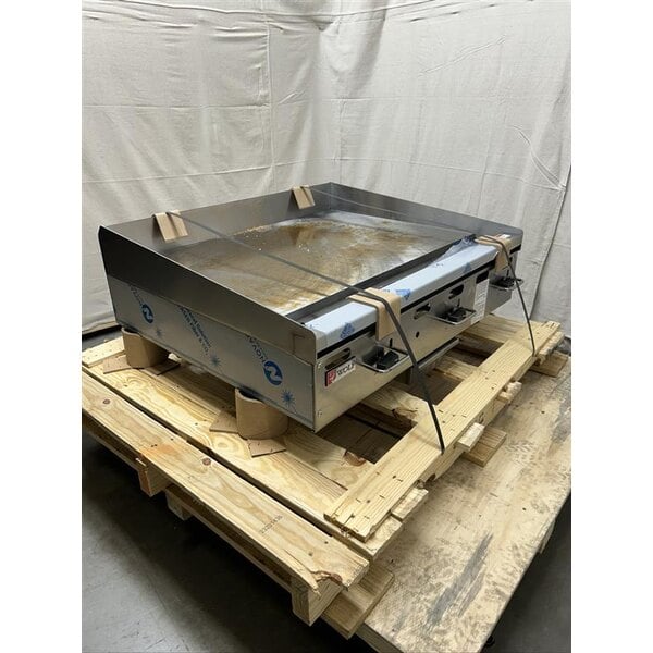 Scratch and Dent Wolf by Vulcan AGM36-NAT Natural Gas 36" Heavy-Duty Gas Countertop Griddle with Manual Controls - 81,000 BTU