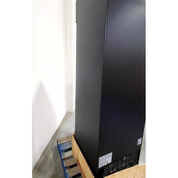 Scratch and Dent Avantco GDC-15-HC 25 5/8" Black Swing Glass Door Merchandiser Refrigerator with LED Lighting