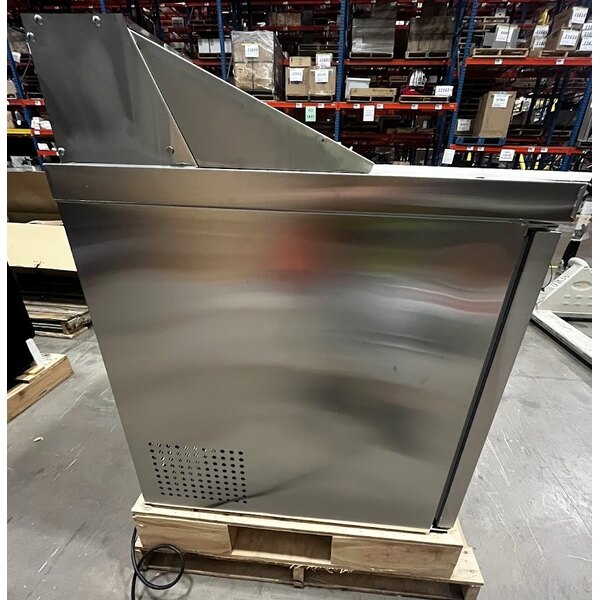 Scratch and Dent MainStreet Equipment 70" Standard Top 3 Door Refrigerated Sandwich Prep Table