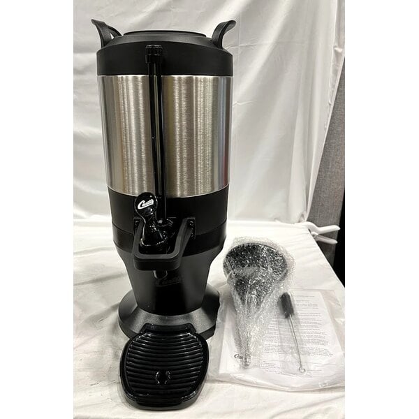 Scratch and Dent Curtis TXSG1501S600 ThermoPro 1.5 Gallon Vacuum Server with Stylized Base