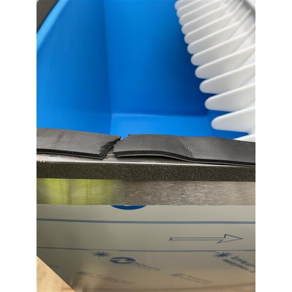 Scratch and Dent Manitowoc IDT1500A Indigo NXT 48" Air Cooled Cube Ice Machine with Bin - 208-230V, 1 Phase, 1668 lb.