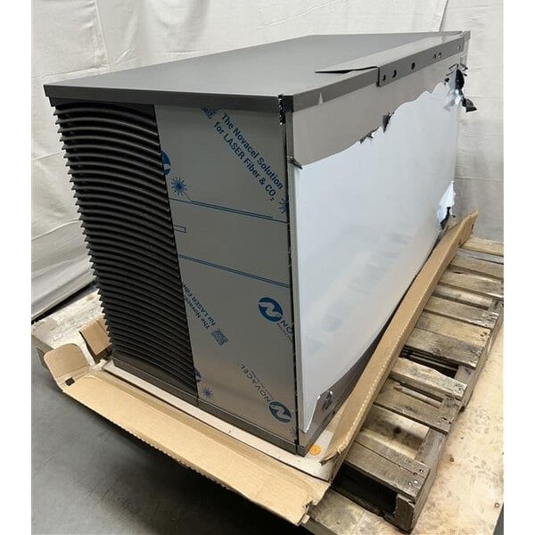 Scratch and Dent Manitowoc IDT1500A Indigo NXT 48" Air Cooled Cube Ice Machine with Bin - 208-230V, 1 Phase, 1668 lb.