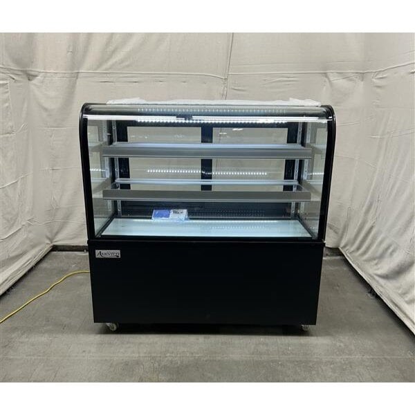 Scratch and Dent Avantco BC-48-HC 48" Curved Glass Black Refrigerated Bakery Display Case