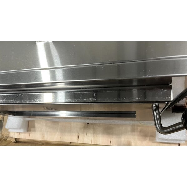 Scratch and Dent Avantco DPO-18-S Single Deck Countertop Pizza/Bakery Oven - 1700W, 120V