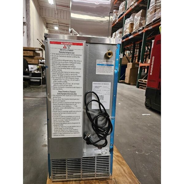 Scratch and Dent Hoshizaki AM-50BAK-AD 14 7/8" ADA Compliant Air Cooled Undercounter Top Hat Cube Ice Machine with 27 lb. Bin - 54 lb.