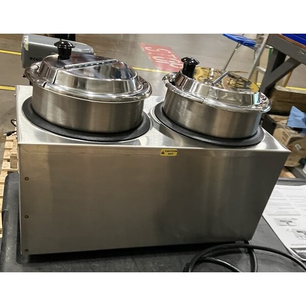 Scratch and Dent Vollrath 72040 Cayenne Twin Well 4 Qt. Countertop Rethermalizer / Warmer Package with Insets and Covers 120V, 1100W