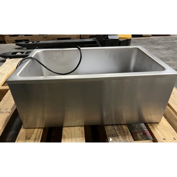Scratch and Dent Vollrath 72000 Cayenne Full Size - Stainless Steel Countertop Warmer - 120V, 1000W