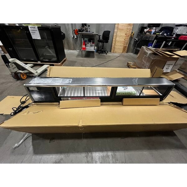 Scratch and Dent Hoshizaki HNC-180BA-R-SLH Curved Glass Refrigerated Sushi Display Case 71" - Right Side Compressor